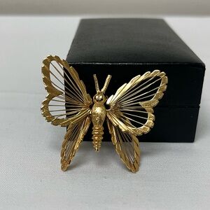 Vintage MONET Gold Tone Wire Wrapped Butterfly Brooch Pin